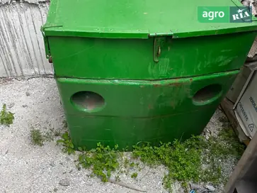 Вантаж до трактора John Deere - фото