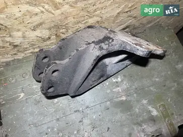 Кронштейн навіски до трактора МТЗ 1025 Білорус - фото