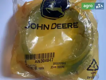 Хомут AN304847 до John Deere - фото