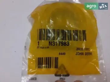 Втулка N317983 до John Deere - фото