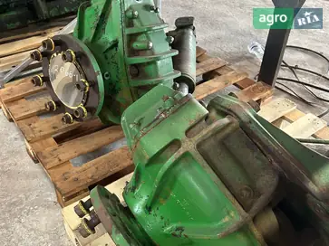 Редуктор ходу John Deere до комбайна - фото