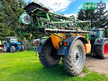 Amazone UX 4200  - фото
