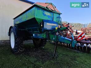 Розкидач Amazone ZG-B 2010