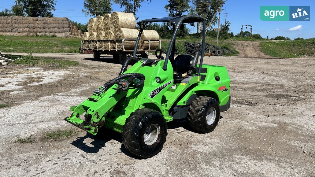 Навантажувач Avant 750 2021 - фото 1