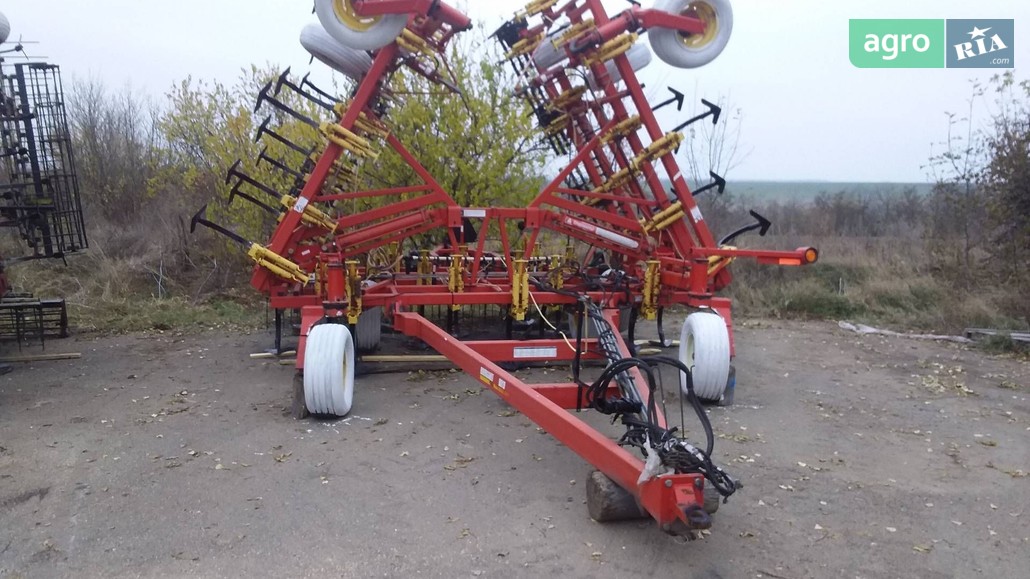 Культиватор Bourgault 8810 2011 - фото 1