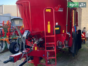 Кормозмішувач BvL V-MIX PLUS 24H-2S 2022