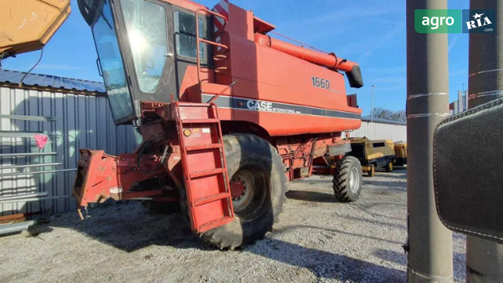 Комбайн Case IH 1660 1987 - фото 1