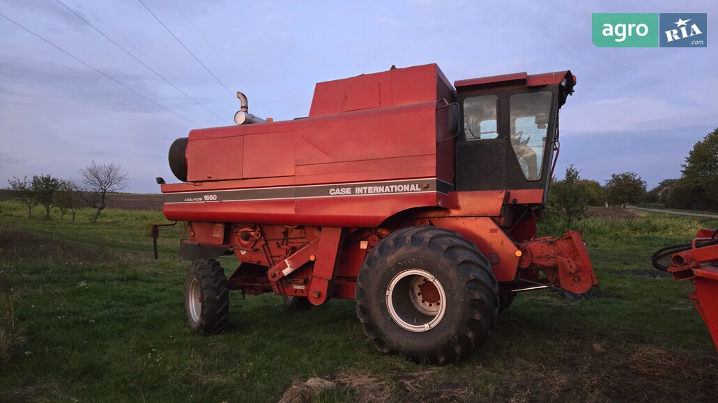 Комбайн Case IH 1660 1992 - фото 1