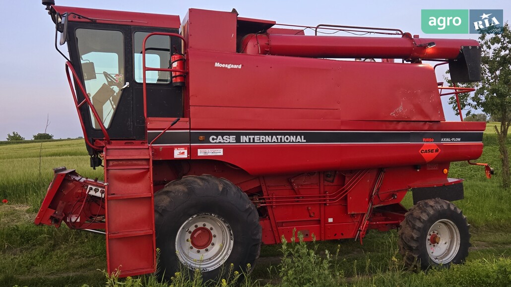 Комбайн Case IH 1660 1992 - фото 1