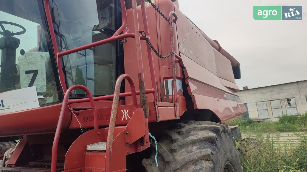 Комбайн Case IH 2388 2004 - фото 1