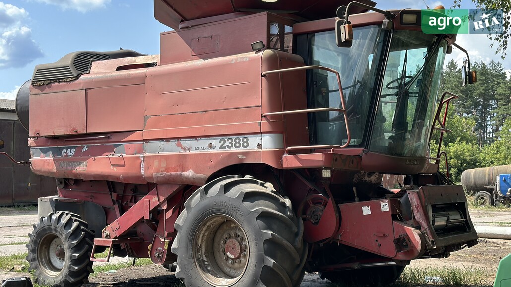 Комбайн Case IH 2388 2003 - фото 1