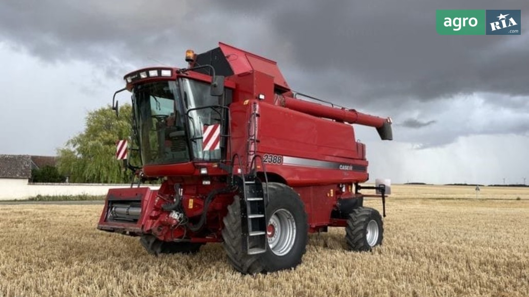 Комбайн Case IH 2388  - фото 1