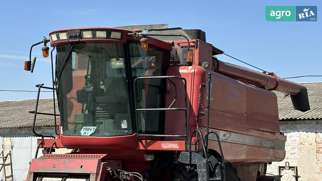 Комбайн Case IH 2388 2007 - фото 1