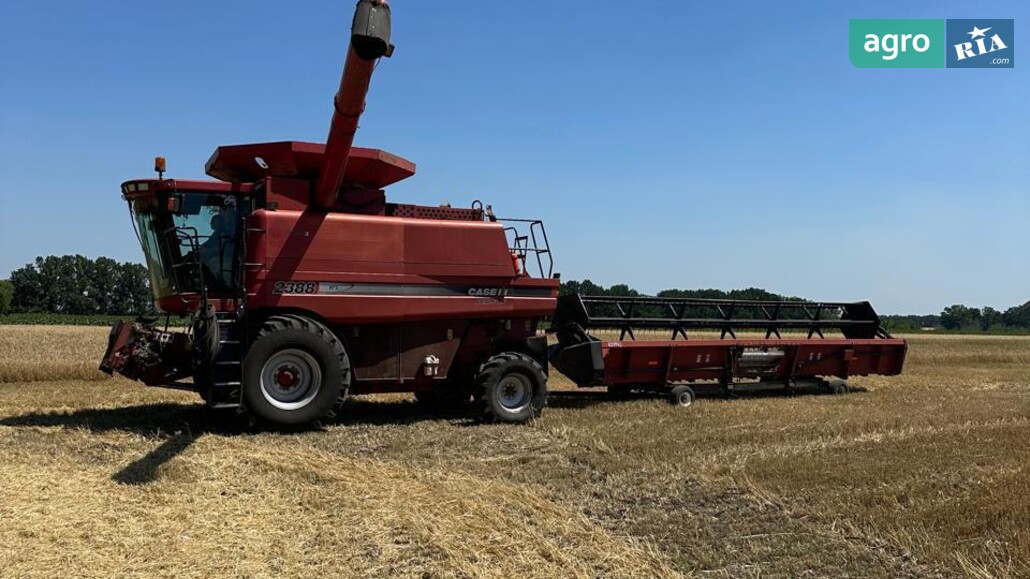 Комбайн Case IH 2388 2007 - фото 1