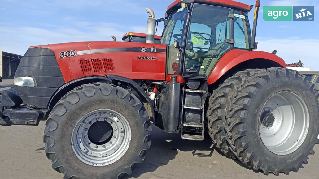 Трактор Case IH 335 Magnum 2010 - фото 1