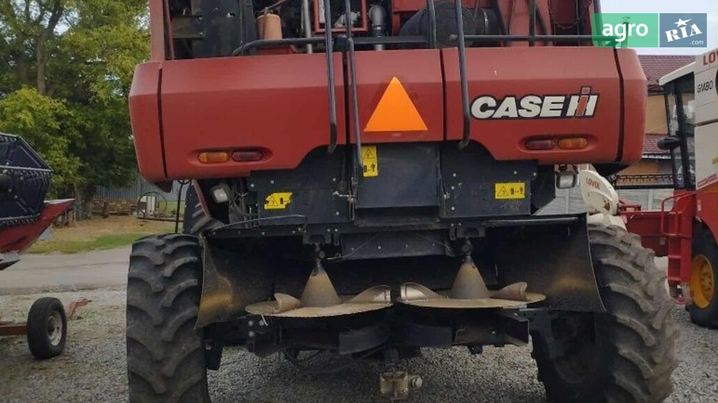Комбайн Case IH 6140 2014 - фото 1