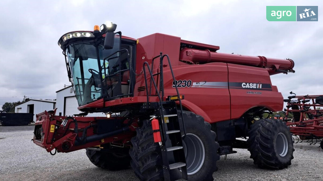 Комбайн Case IH 9230 2014 - фото 1