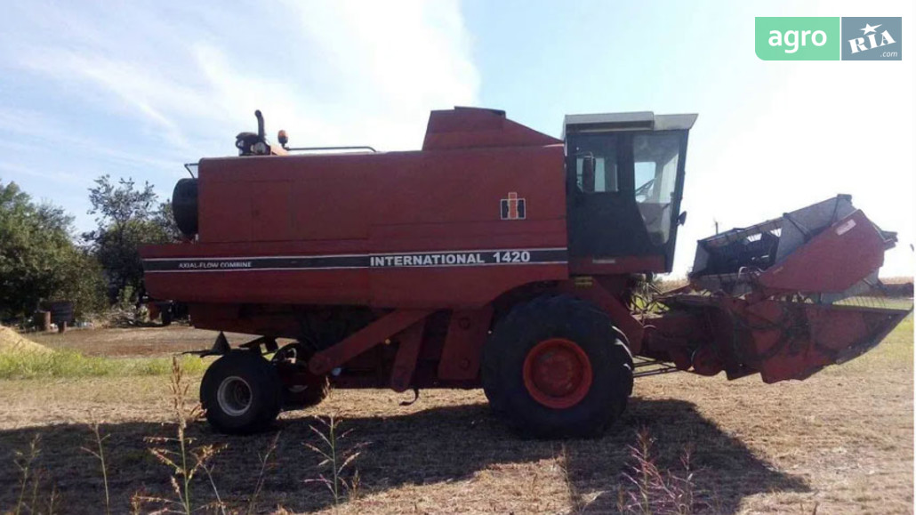 Комбайн Case IH Axial-Flow 1420 1983 - фото 1