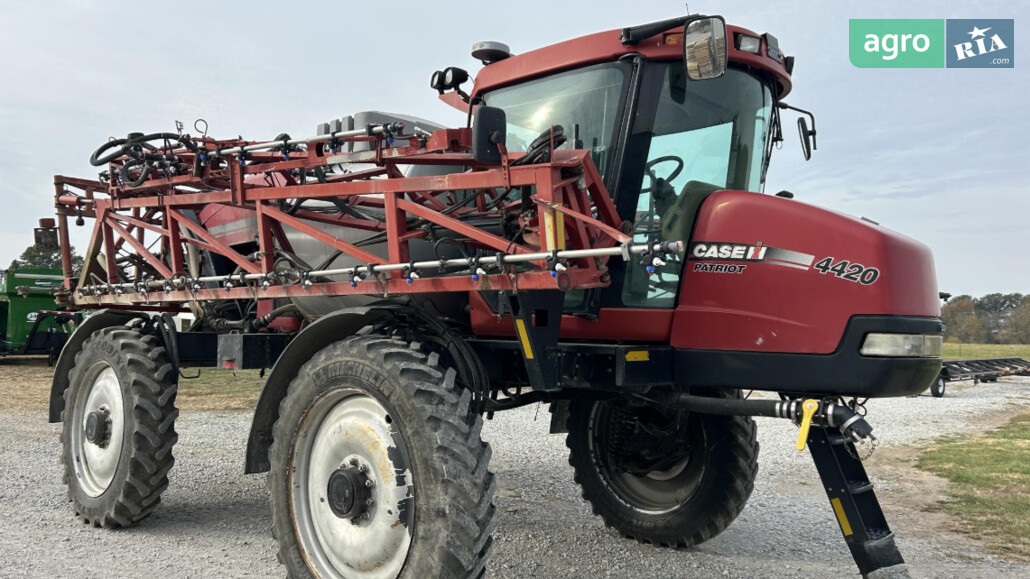 Опрыскиватель Case IH Patriot 4420  - фото 1