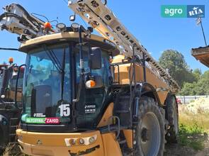 Опрыскиватель Challenger Rogator 655C 2015