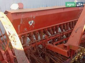 Сівалка Червона зірка СЗ 1990