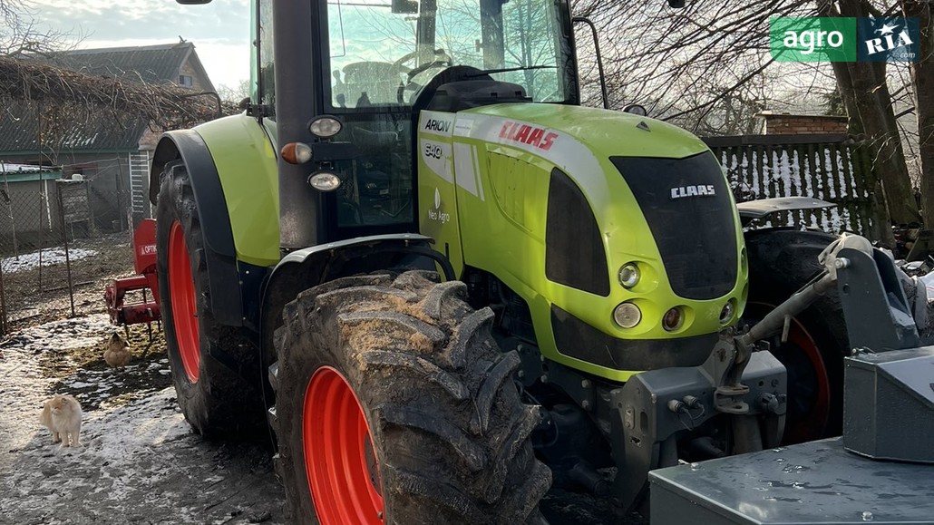 Трактор Claas Arion 2012 - фото 1