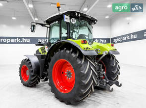 Трактор Claas Arion 