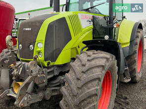 Трактор Claas Axion 810 