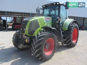 Трактор Claas Axion 820 