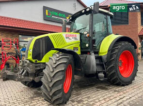 Трактор Claas Axion 820 