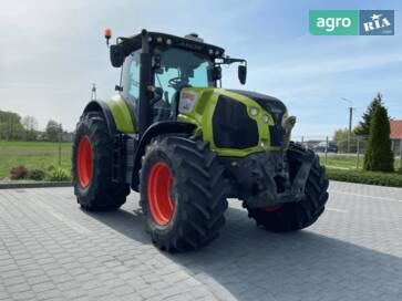 Claas Axion 820  - фото