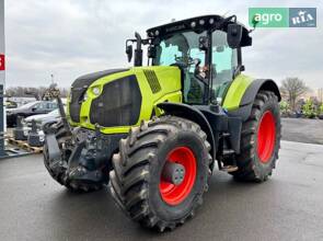Трактор Claas Axion 830 