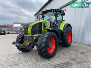 Трактор Claas Axion 930