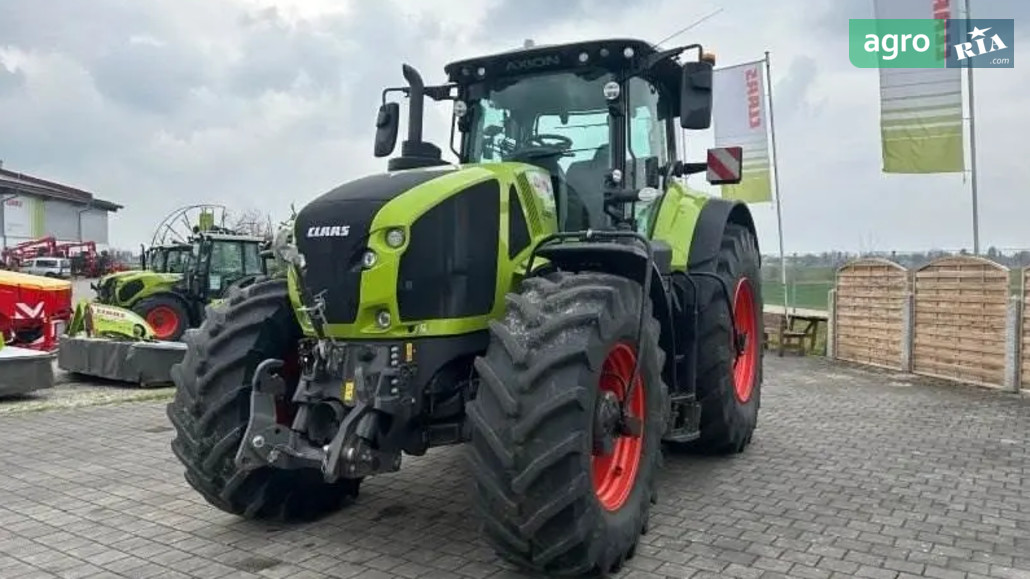 Трактор Claas Axion 930  - фото 1