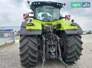 Трактор Claas Axion 930 