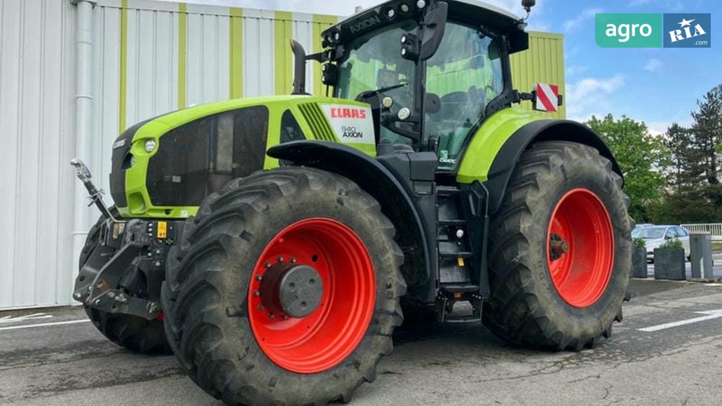 Трактор Claas Axion 940  - фото 1