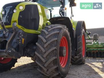 Claas Axion 2017 - фото