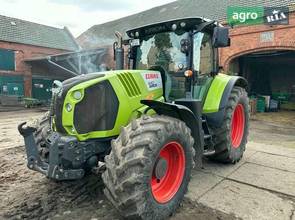 Трактор Claas Axion 