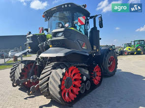 Трактор Claas Axion 