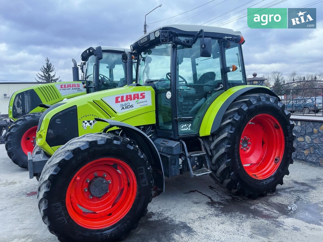 Трактор Claas Axos 340 2014 - фото 1