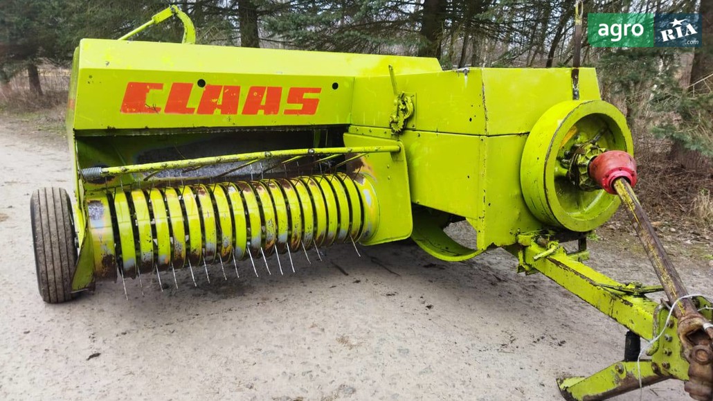 Прес-підбірник Claas Constant 2005 - фото 1