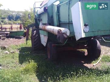 Claas Dominator 106  - фото