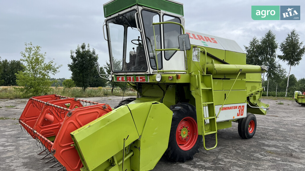 Міні комбайн Claas Dominator 38 1986 - фото 1