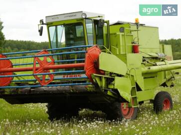 Claas Dominator 85  - фото