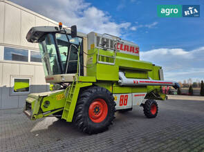Комбайн Claas Dominator 