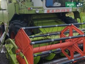 Комбайн Claas Dominator 