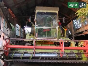 Claas Dominator  - фото