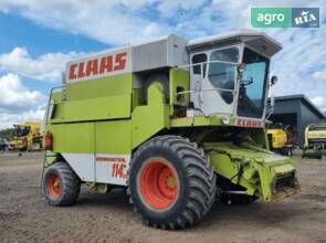 Комбайн Claas Dominator 