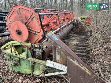 Claas Dominator  - фото