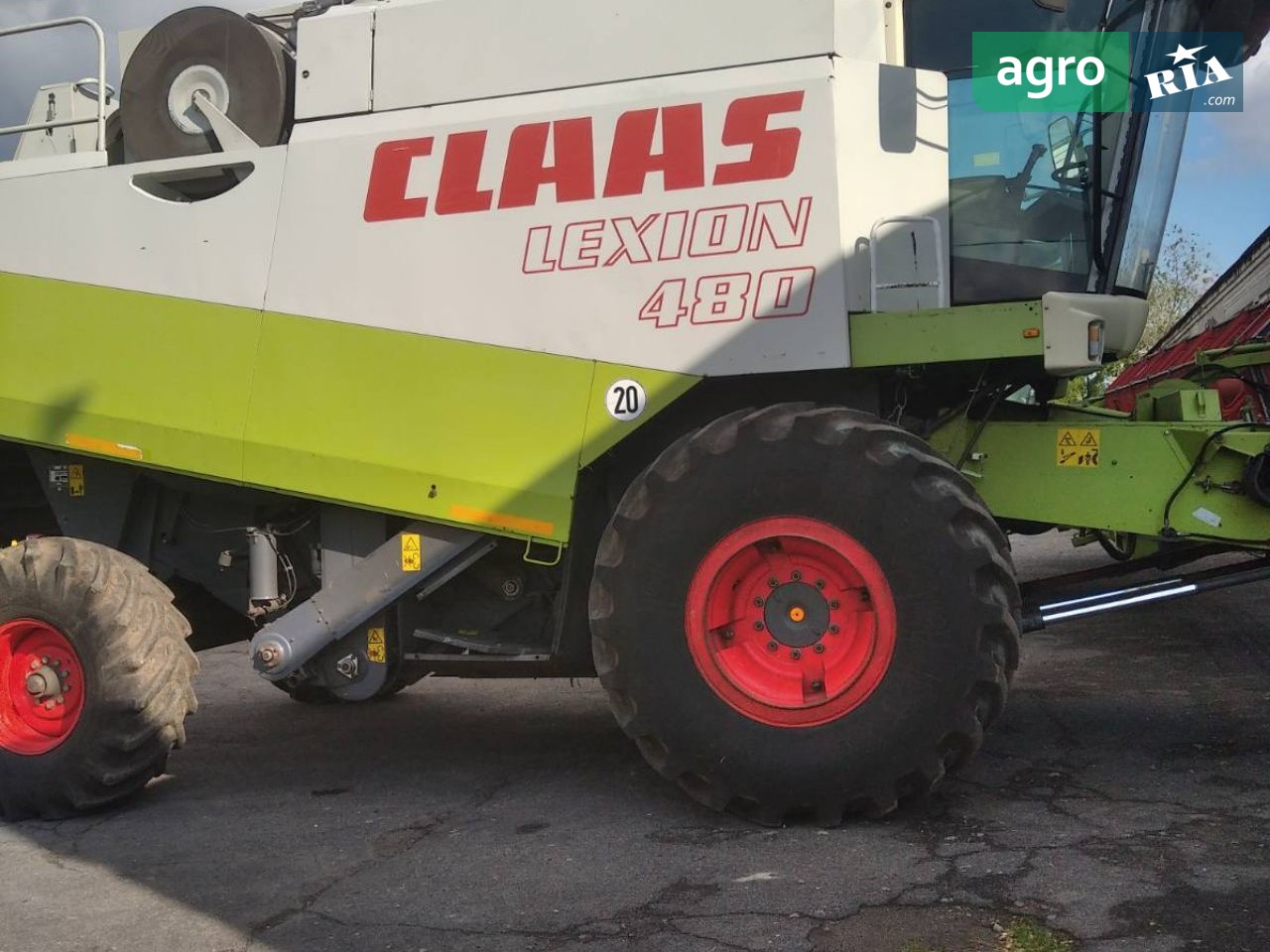 Комбайн Claas Lexion 480 2001 - фото 1